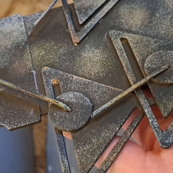 Martini glass & shaker wall hanging. Perfect in your bar or by the patio or pool - Picture 2 of 6